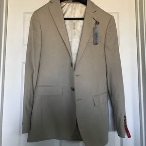 Men’s suits brand new still with tags
